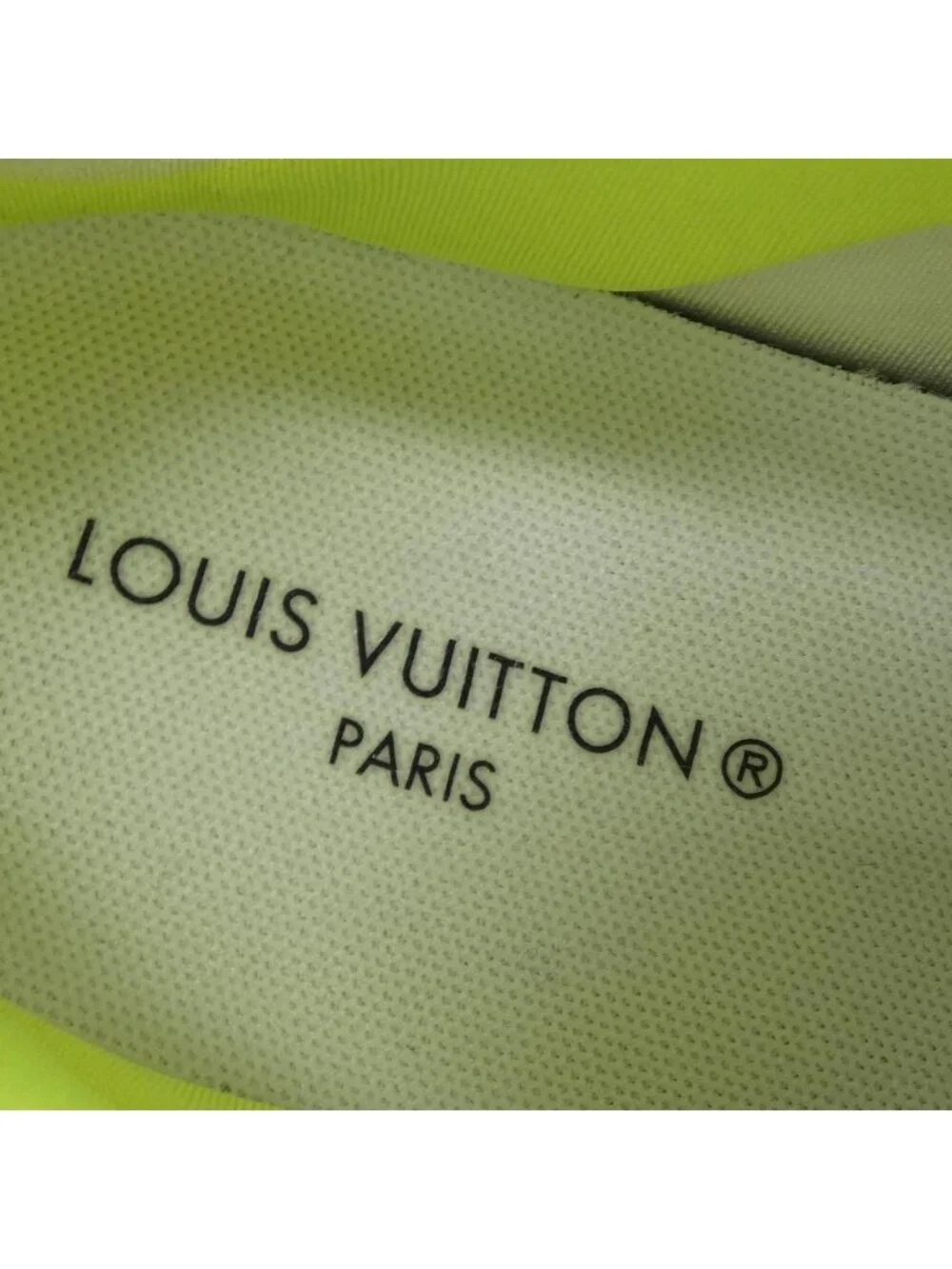 Louis Vuitton Run Sneakers - Picture 6 of 6
